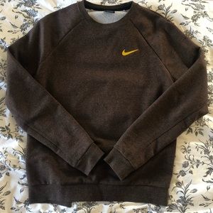 Nike dri-fit backless sweater NWOT